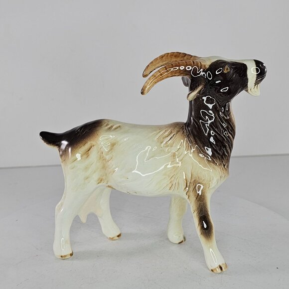 Vintage Goebel West Germany Ceramic Nanny Goat Figurine *Repaired Leg* - Picture 5 of 10